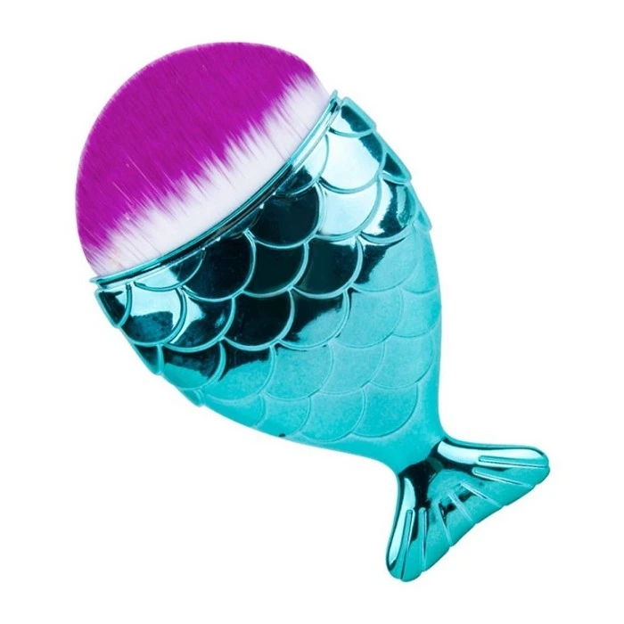 MOLLYLAC CEPILLO LIMPIEZA UÑAS PEZ COLOR ALEATORIO