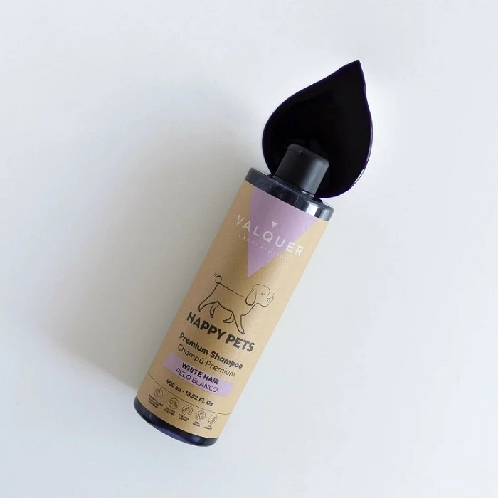 VALQUER CHAMPU PREMIUM PARA MASCOTAS DE PELO BLANCO 400ML.