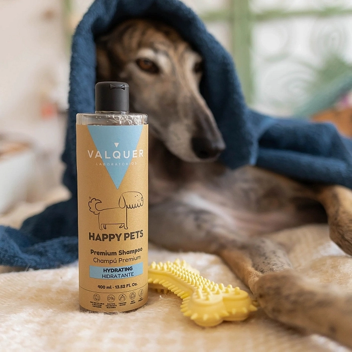VALQUER CHAMPU PREMIUM PARA MASCOTAS HIDRATANTE 400ML VALQUER CHAMPU PREMIUM PARA MASCOTAS HIDRATANTE 400ML